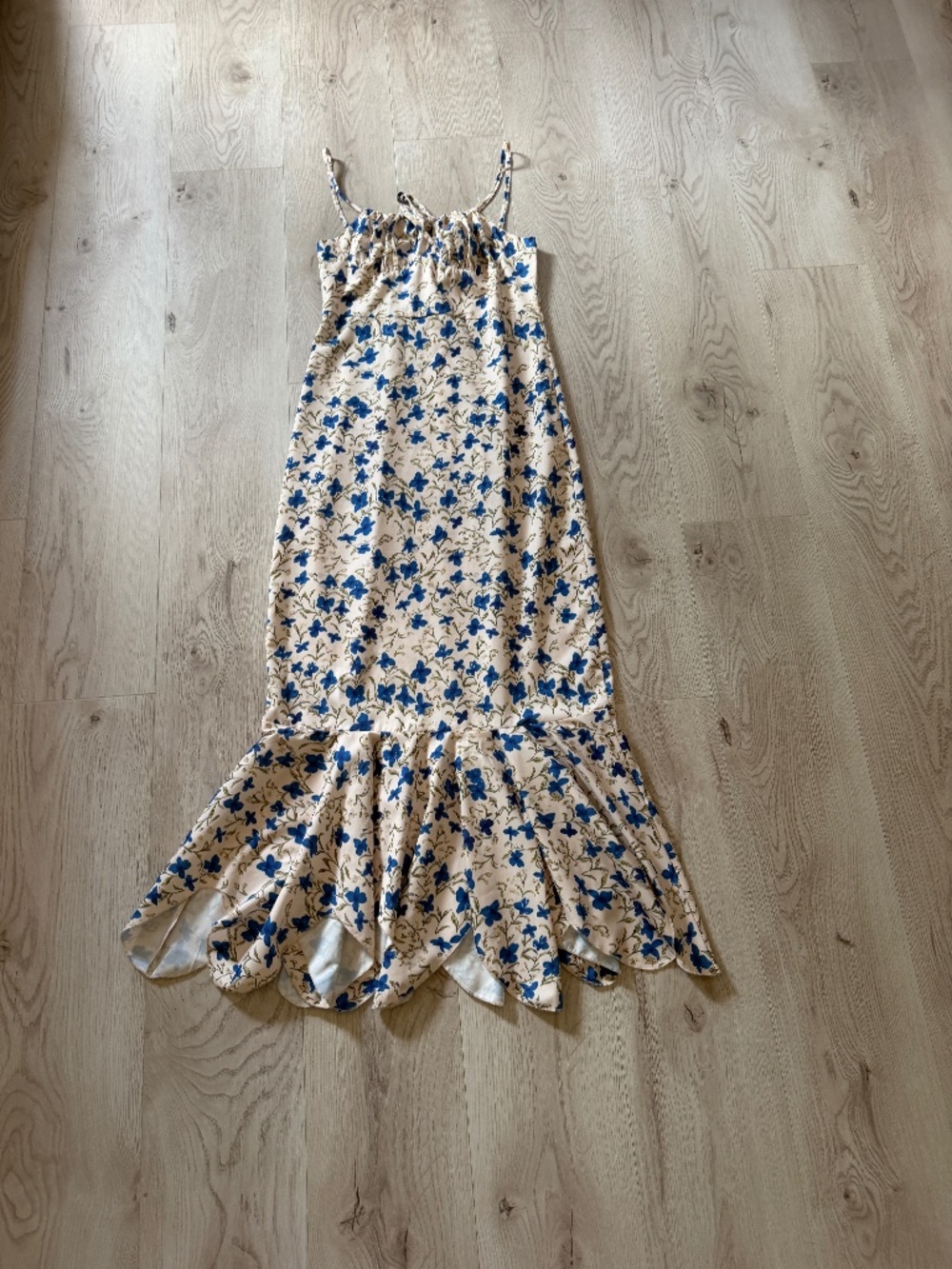 Commense Floral Print Knotted Irregular Hem Long Dress Sz.M - Picture 3 of 7